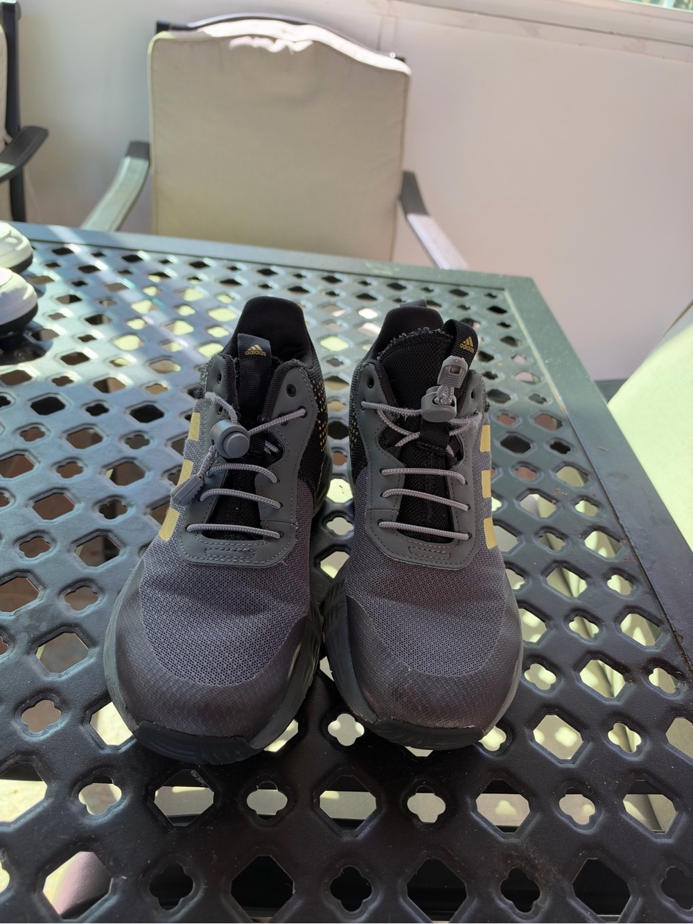 adidas Kids Gray Sneakers with Yellow Stripes
